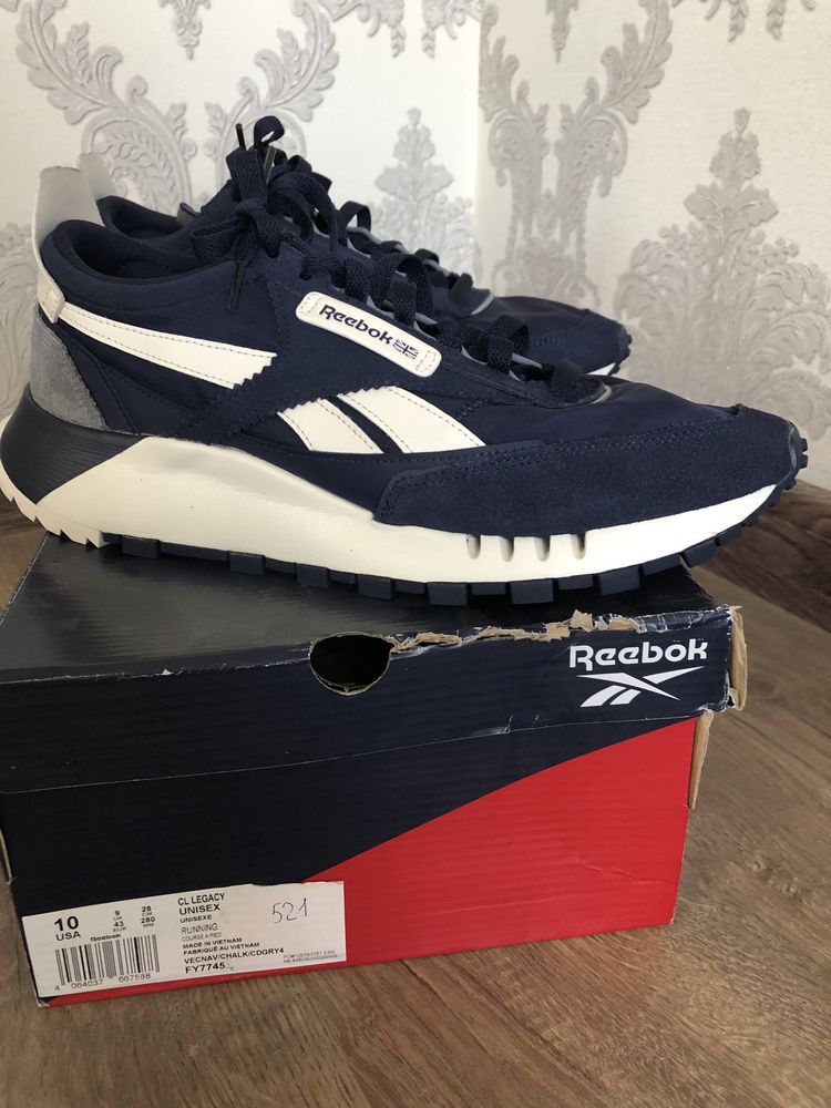 Кроссовки Reebok