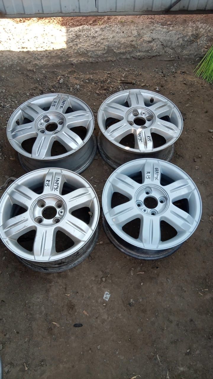 Продам диски лада ларгус R5 4×100