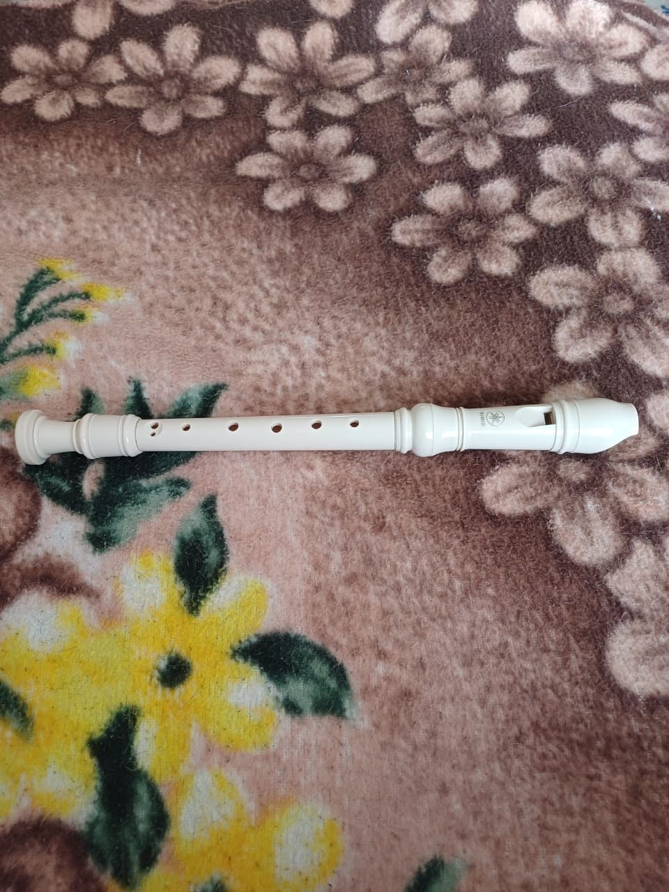 Продам блок флейта Ямаха.
