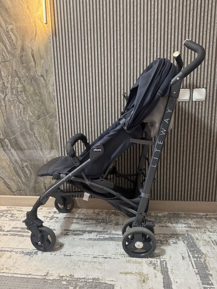 Коляска Chicco Lite Way