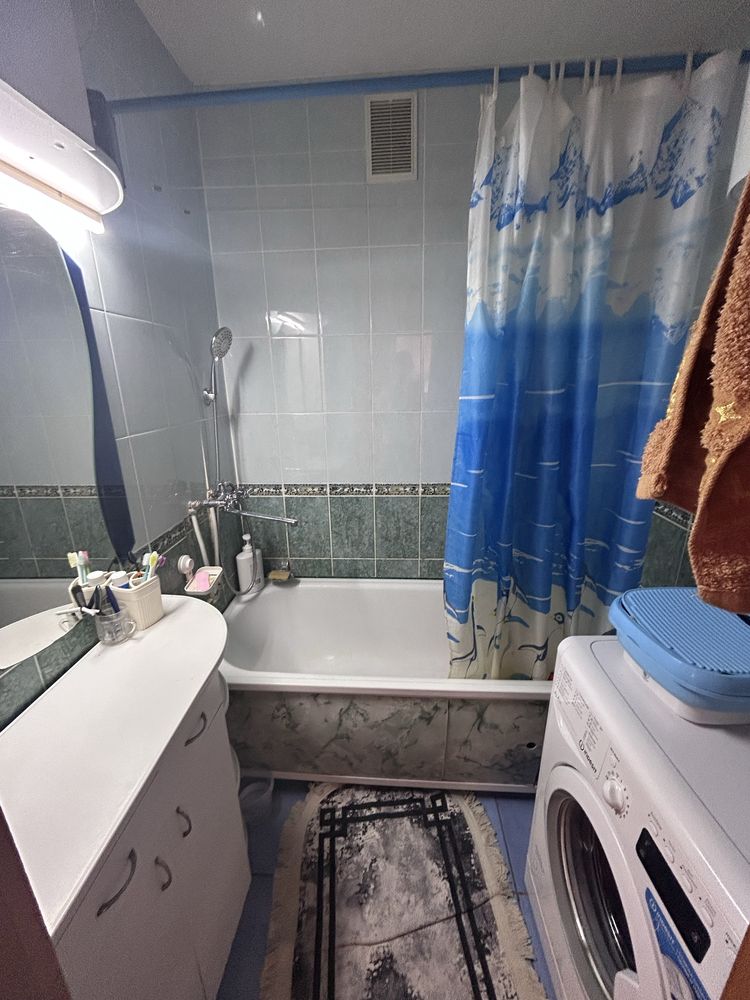 Продам или сдам 4х квартиру по улице Комарова 12
