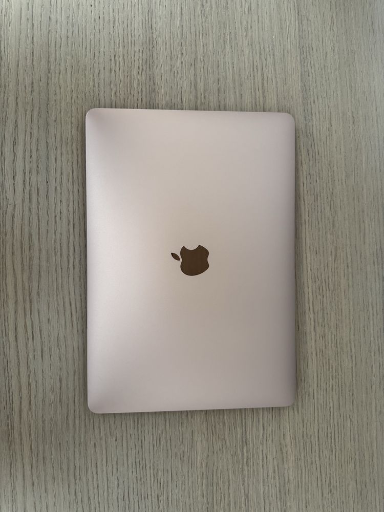 MacBook Air 13″ 2019 • i5 / 16 GB / 512 GB / USA версия • Алматы