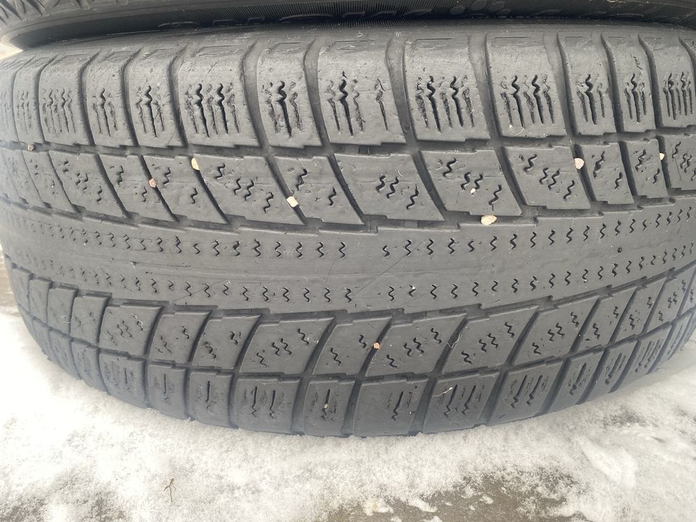 Пара зимние шины 205/55/16 205/55R16 Triangle.