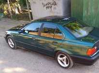 продам BMW 3 срочно.