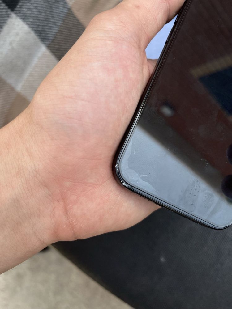 Iphone 15 сатылады срочно тез