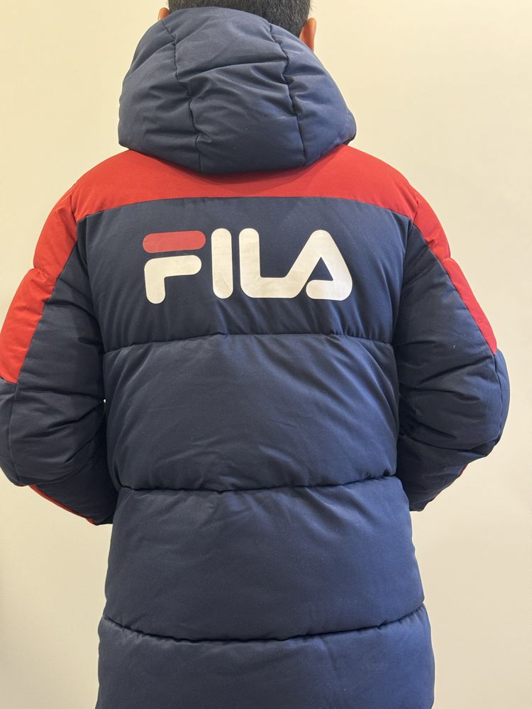 зимняя утепленная куртка Fila