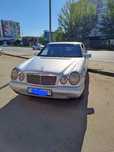 Mercedes-Benz E200 W210