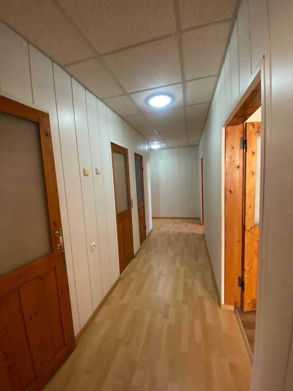 Предлагаем к продаже 2-хкомнатную  квартиру по проспекту  ШАХТЕРОВ.