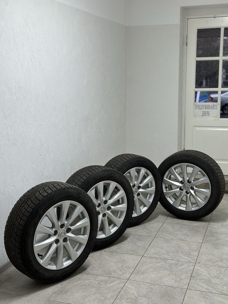 Шины Yokohama 215/55/R17 Нур Ломбард код товара:0120
