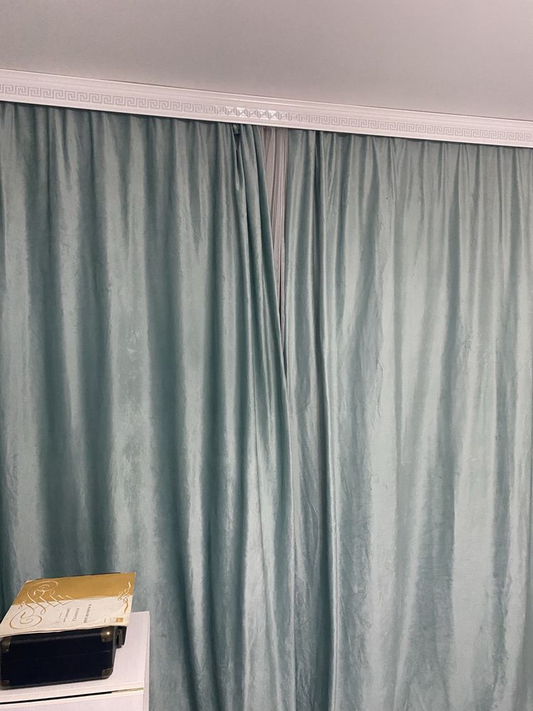 Продам шторы б/у