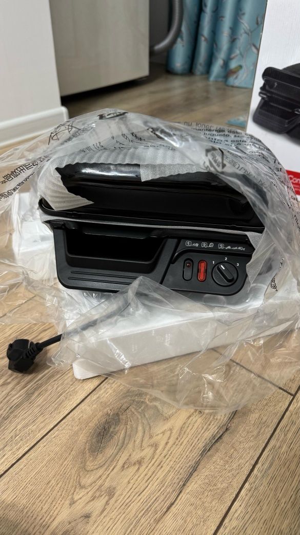 Грильница Tefal НОВЫЙ