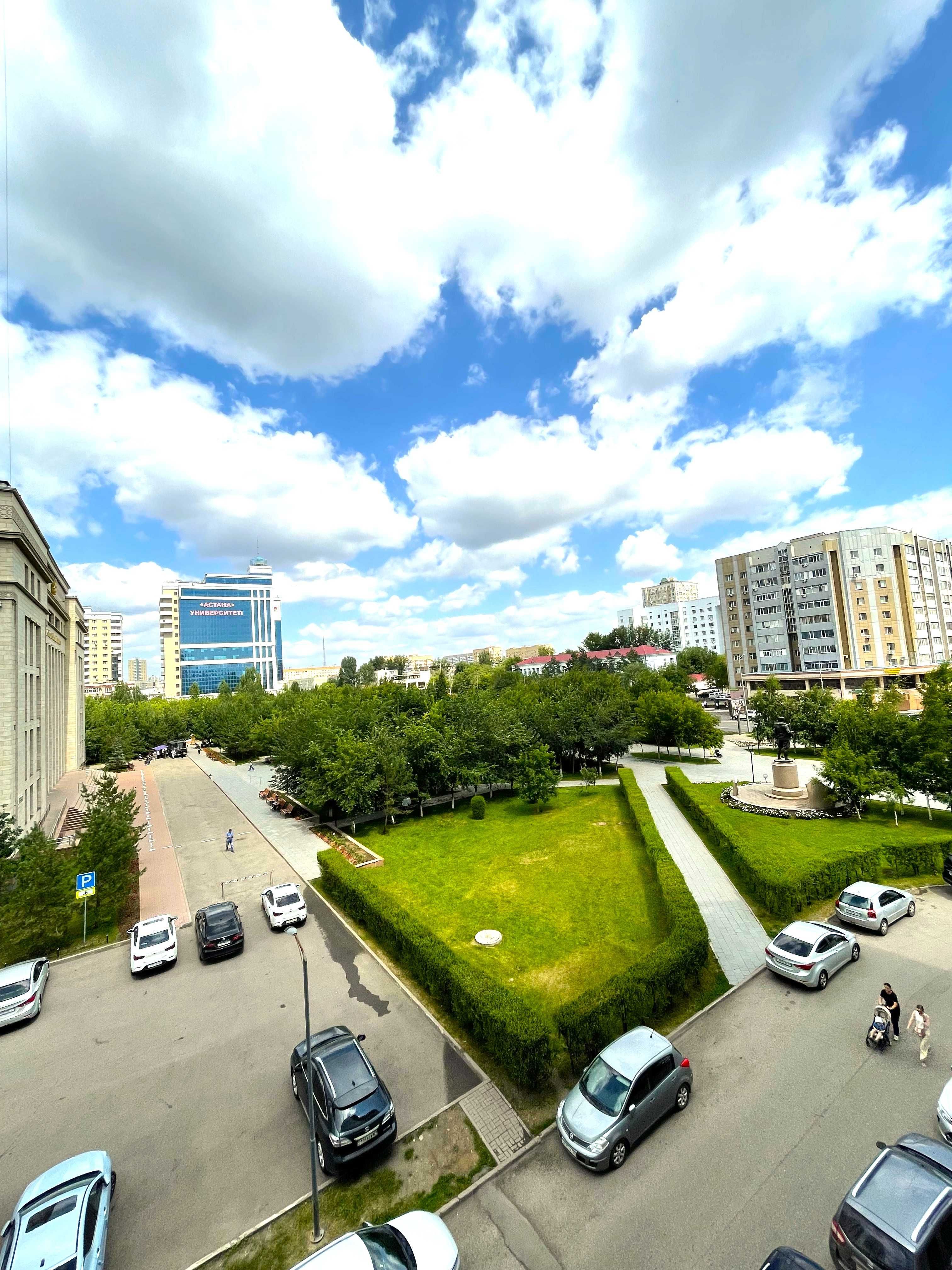 ПРОДАМ. 4-комн. кв. ЖК Кенесары, пр. Сарыарка, Центр города, 140 кв.м.