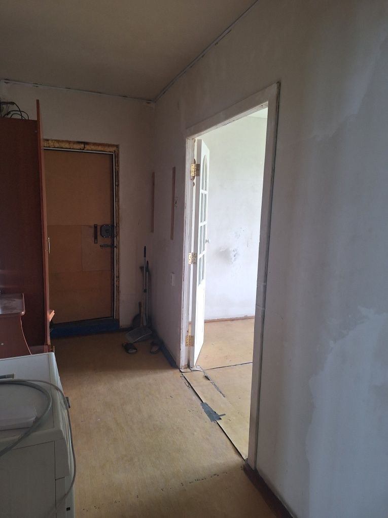 Продам 2-х комнатную улучшеную квартиру