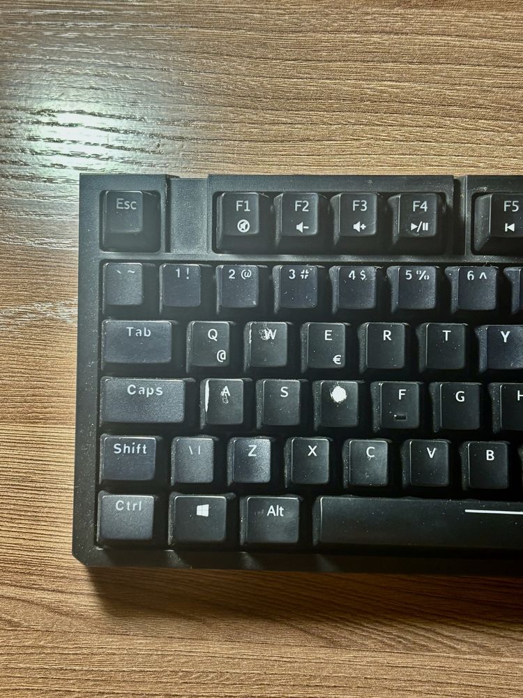Клавиатура механика ASUS , модель нн , проводная на свитчах