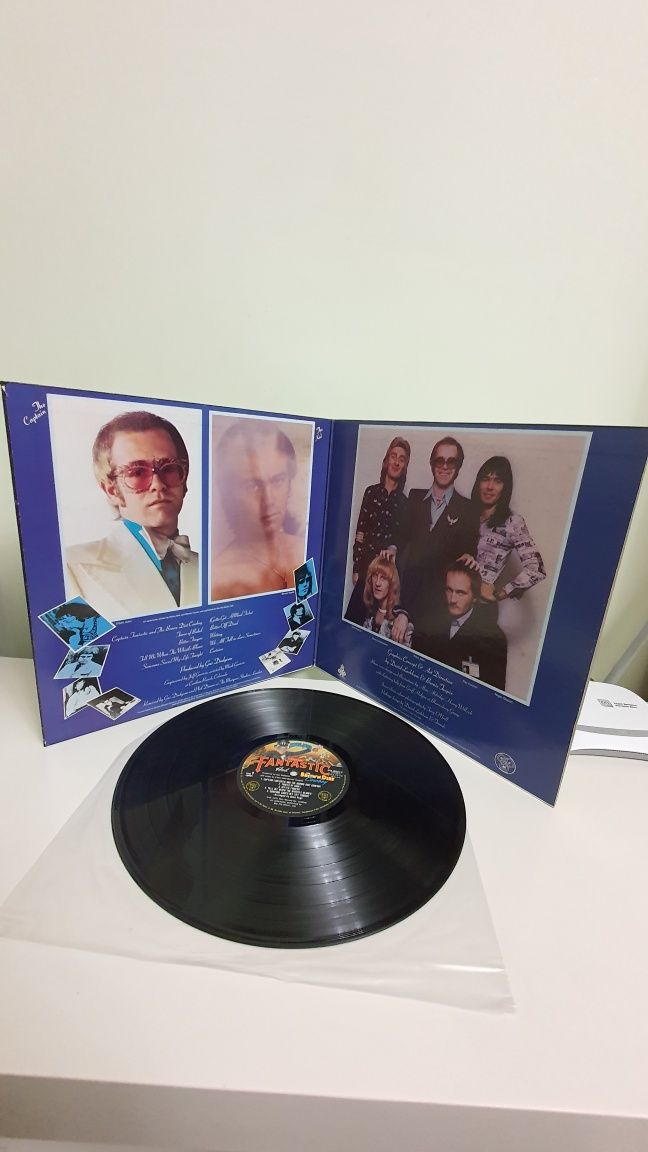Лимитированное  оригинальное издание  Elton  John  Captain  Fantastic