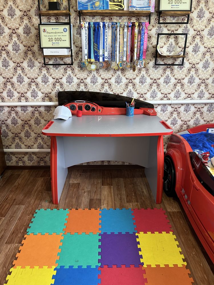Детский гарнитур