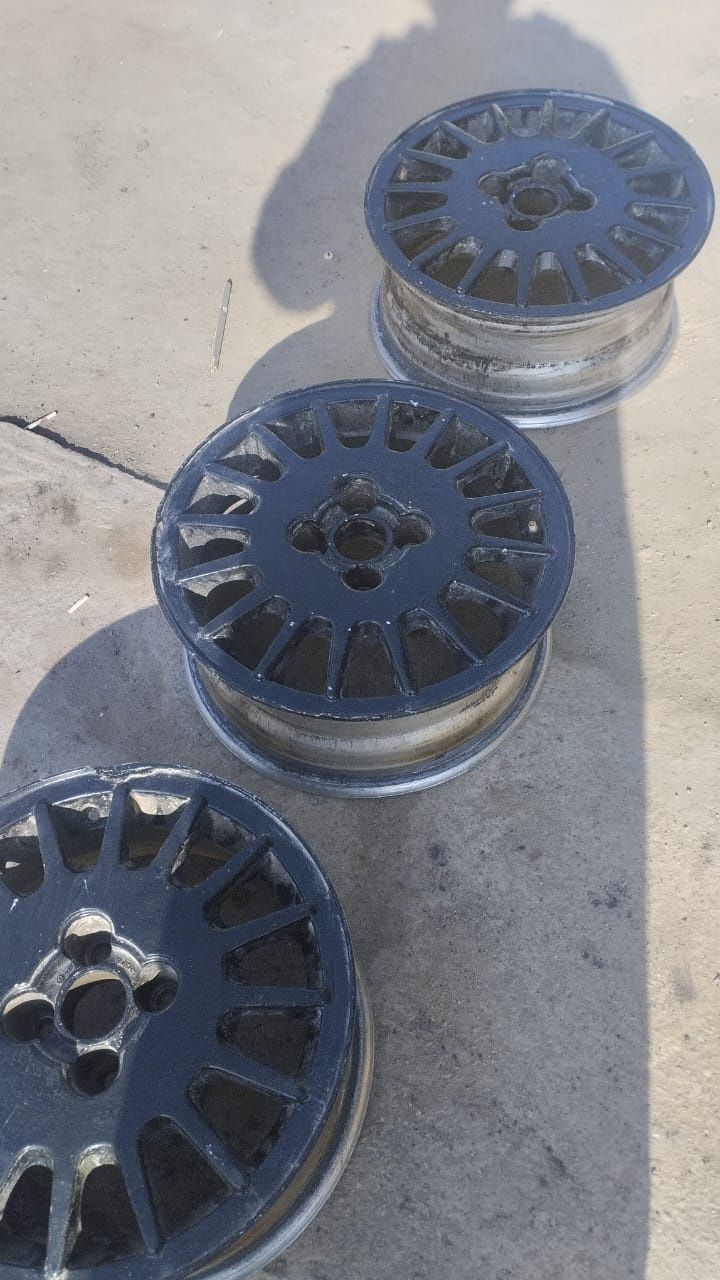 Продам диски r15