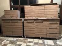 Продам Кухонный гарретур+угалок