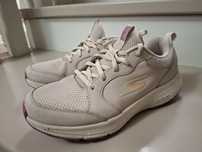 Skechers кроссовки бежевые кожанные 39 размера