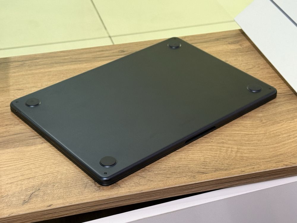 Срочно Apple MacBook Air 13.6 Chip M2 2023 Midnight темно-синий макбук