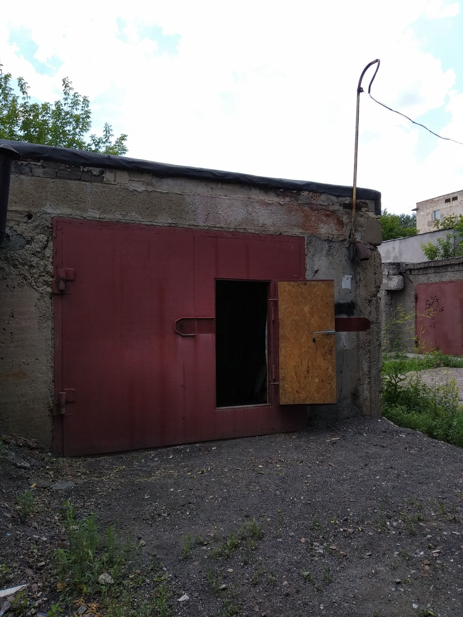 Продам гараж в центре города