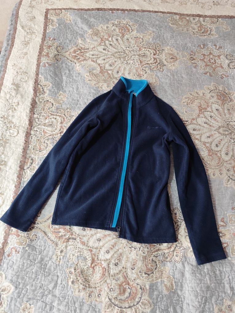 Продам вещи детские