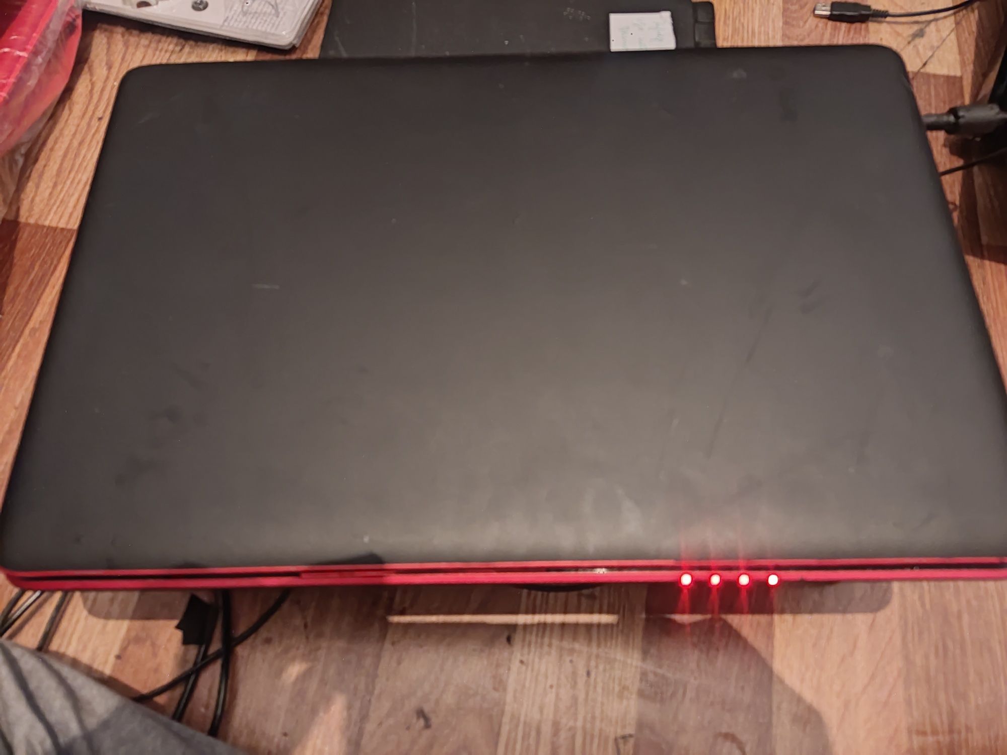 Ноутбук toshiba qosmio x500 дисплей 18.4 fullhd, 4 ядра, вместе с Сумк