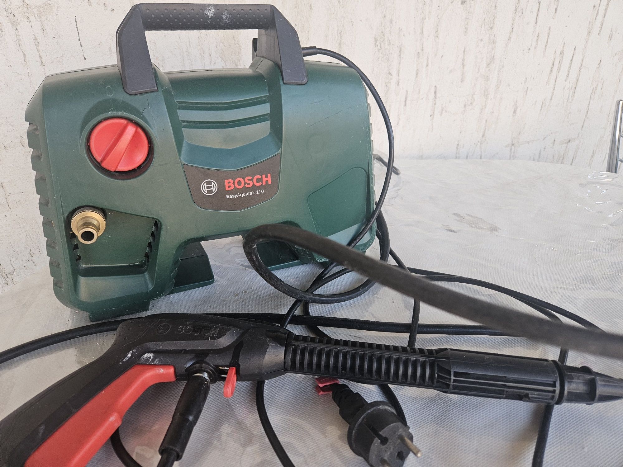 Мини мойка Bosch продам срочно