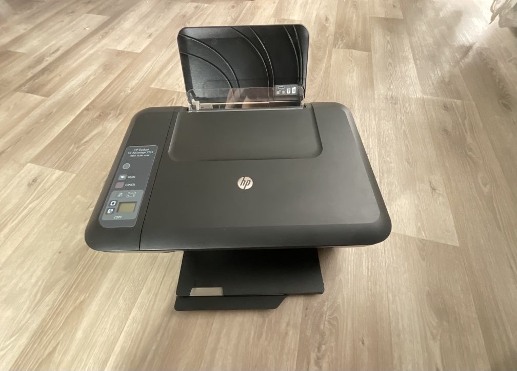 Продаю МФУ HP Deskjet Ink Advantage 2515