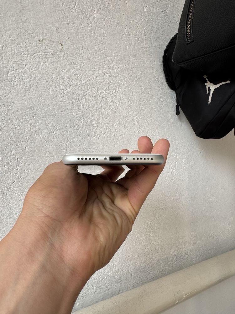 Iphone SE , Айфон SE 2020