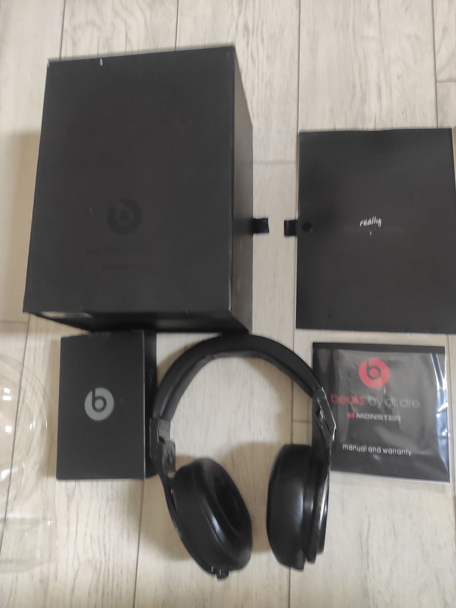 Лимитированная издание beats by  Dr Dre Detox