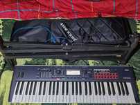 Синтезатор Korg Cross 2.