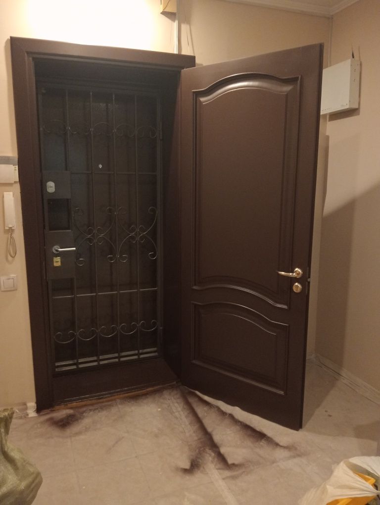 Реставрация покраска двери