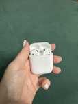 Продам наушники airpods оригинал