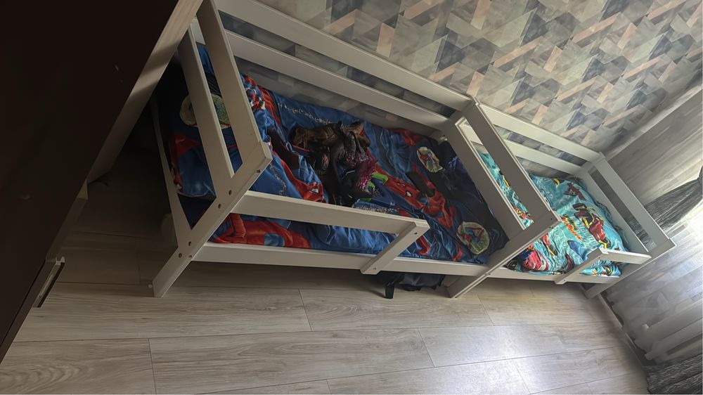 Продам две кровати