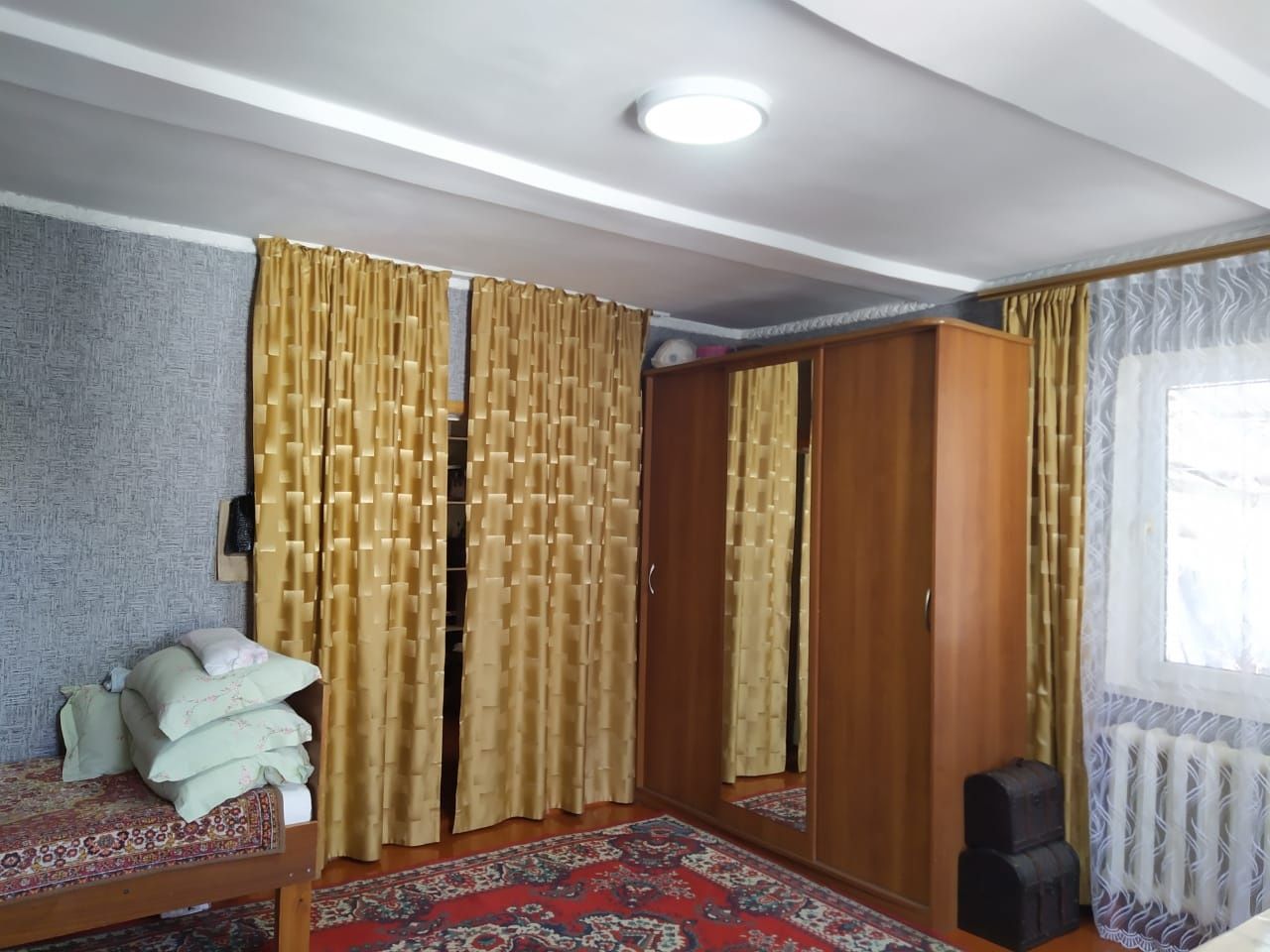 Продается дом возле парка