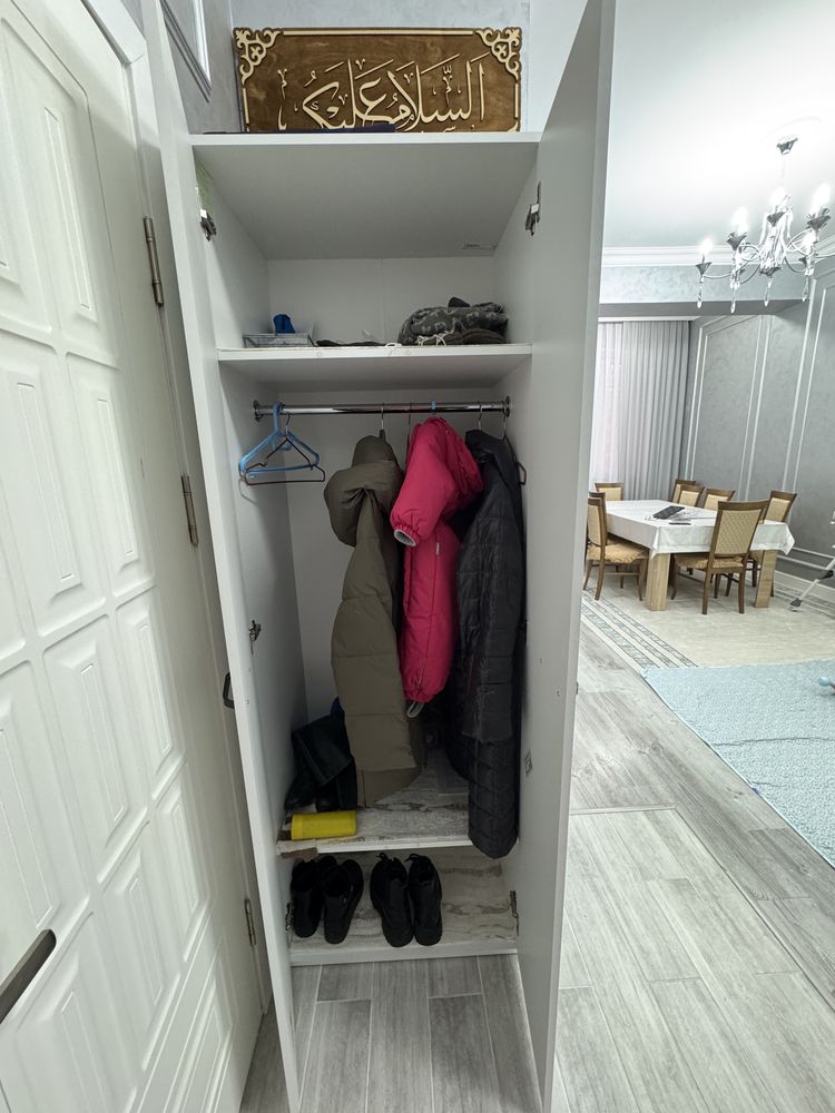 Продам новый шкаф в прихожую