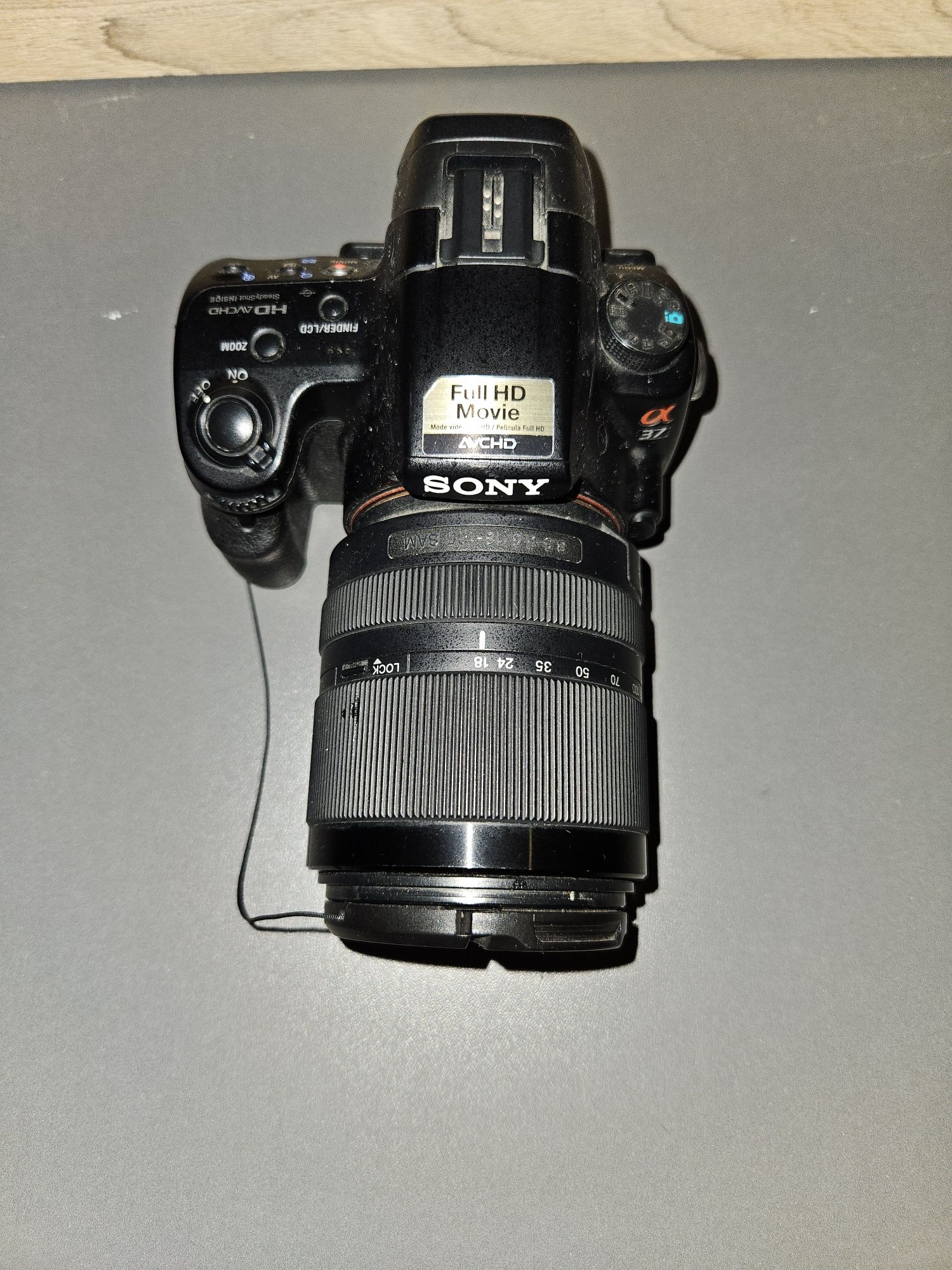 Фотоаппарат sony a 35 с объективом 18-135