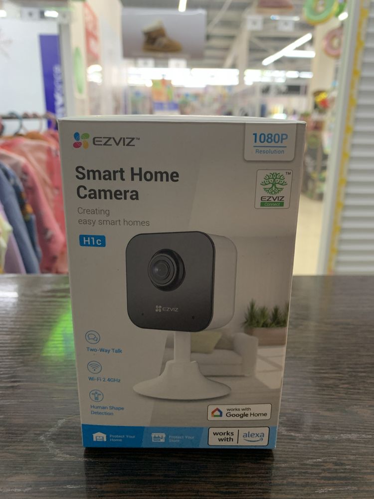 Wi-Fi камера видеонаблюдения Ezviz
