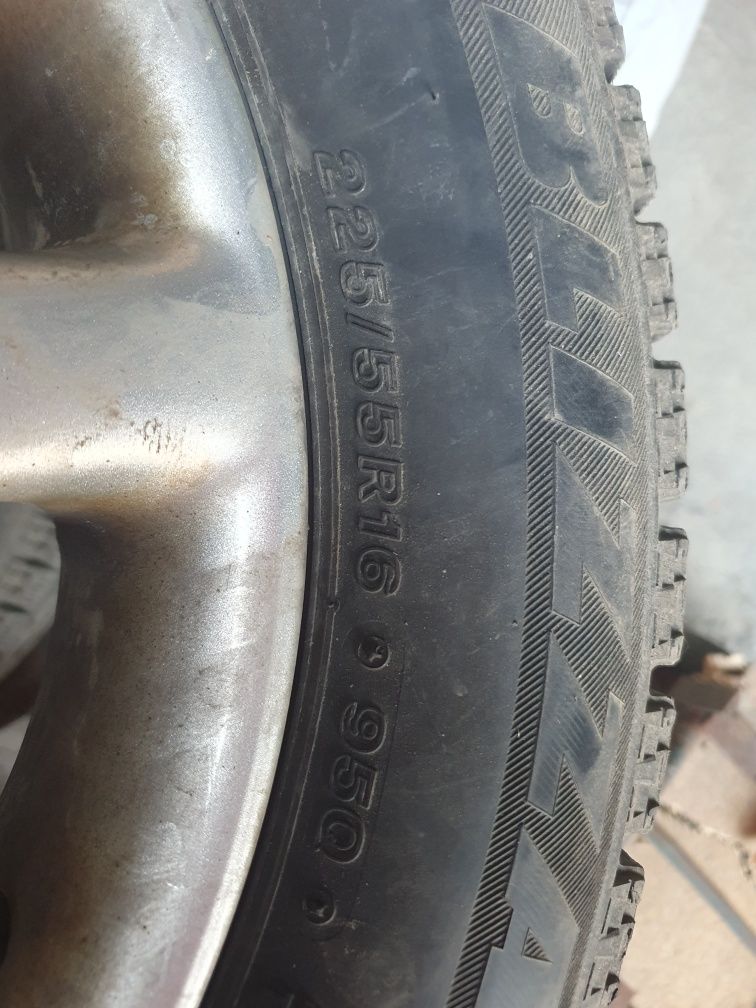 Диски с резиной ЗИМА Япония 225/55/16  Bmw E39