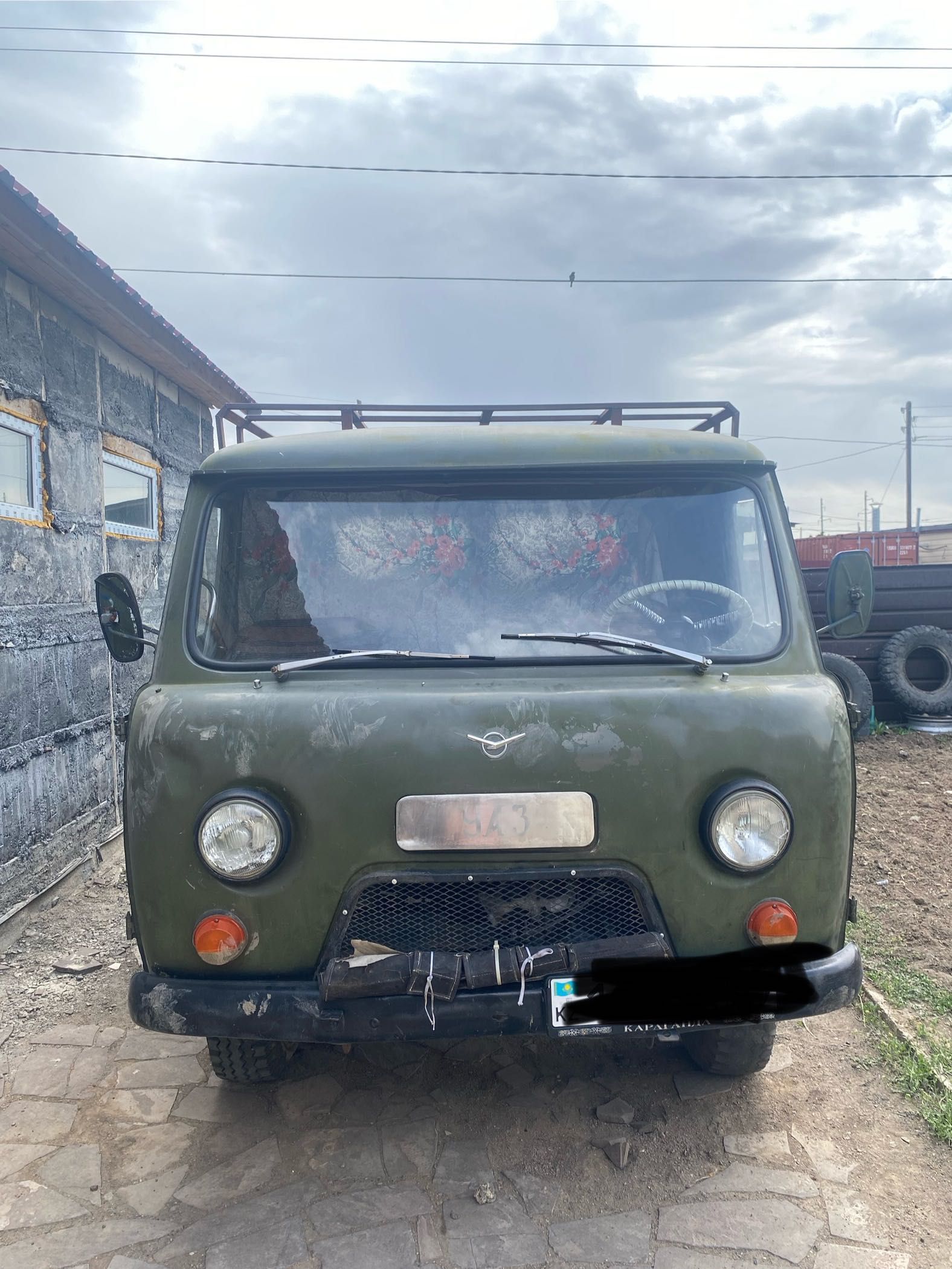 Продается Бортовой Уаз