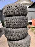 Продам Bf Goodrich KM2 33x12,5 R15
