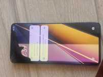 Продам poco x6 pro с разбитым экраном