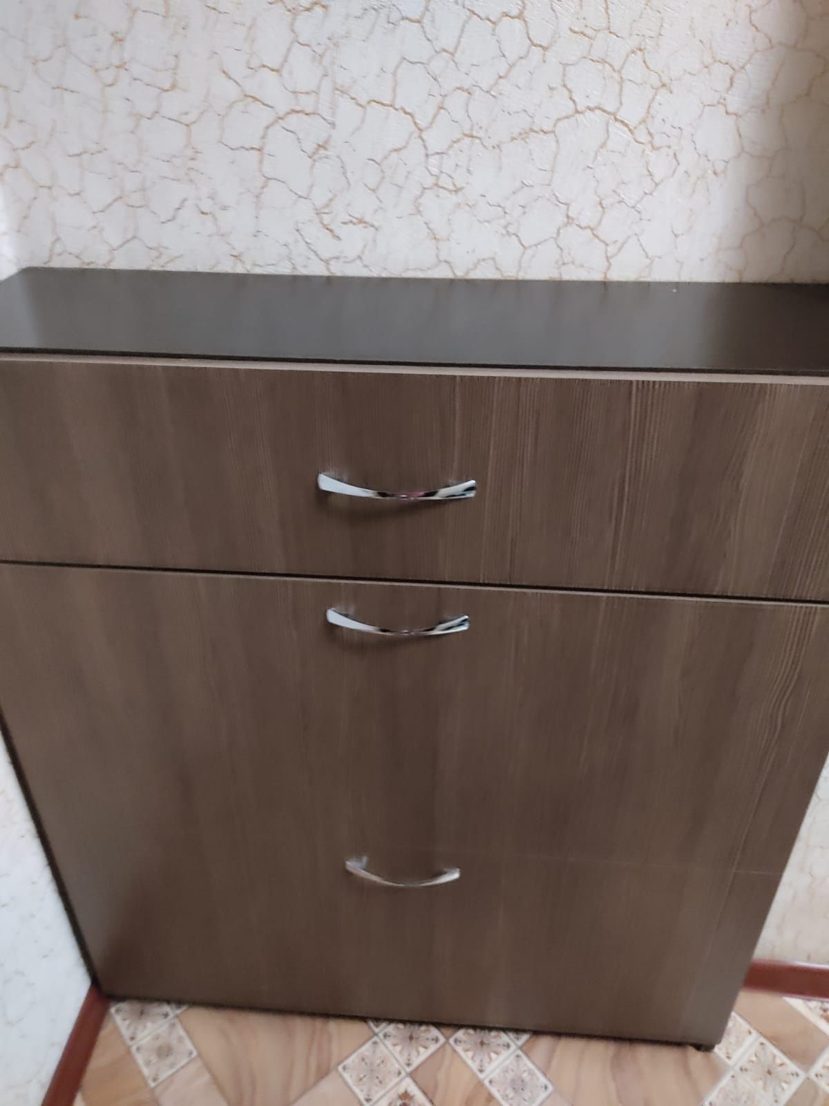 Продам большую прихожую.