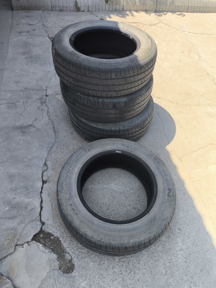 Продам шыны 195/65R15