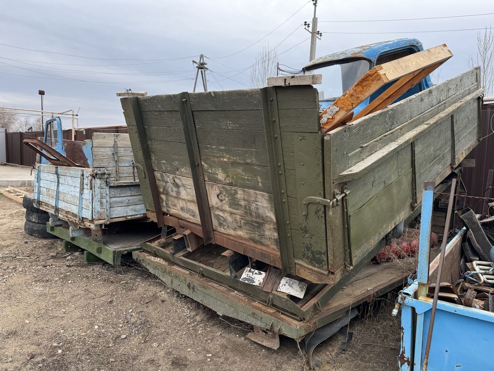 Отдам бесплатно бортовой кузов ЗИЛ