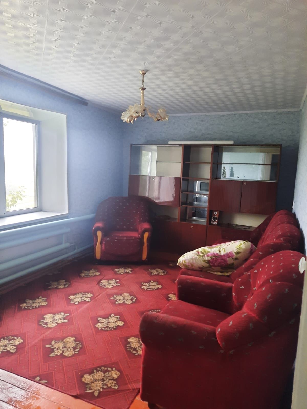 Продам 2 комнатную квартиру в центре