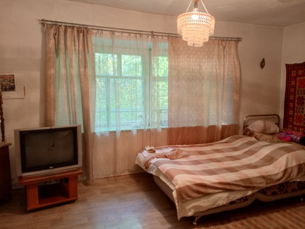Продаю квартиру в центре Уржара