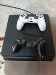 Продам  PS4 4 игры подписка до октября