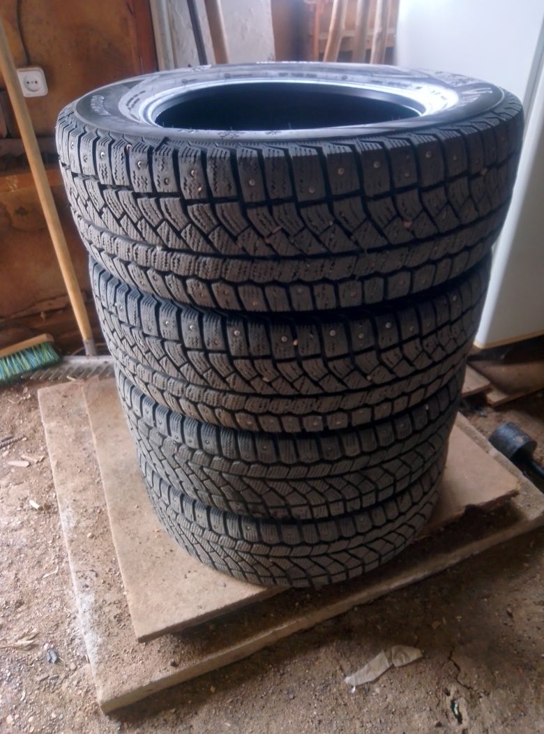 Продам шины r15 195\65\15